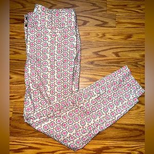 Ann Taylor LOFT Marisa  Cropped Pant (0)

B1